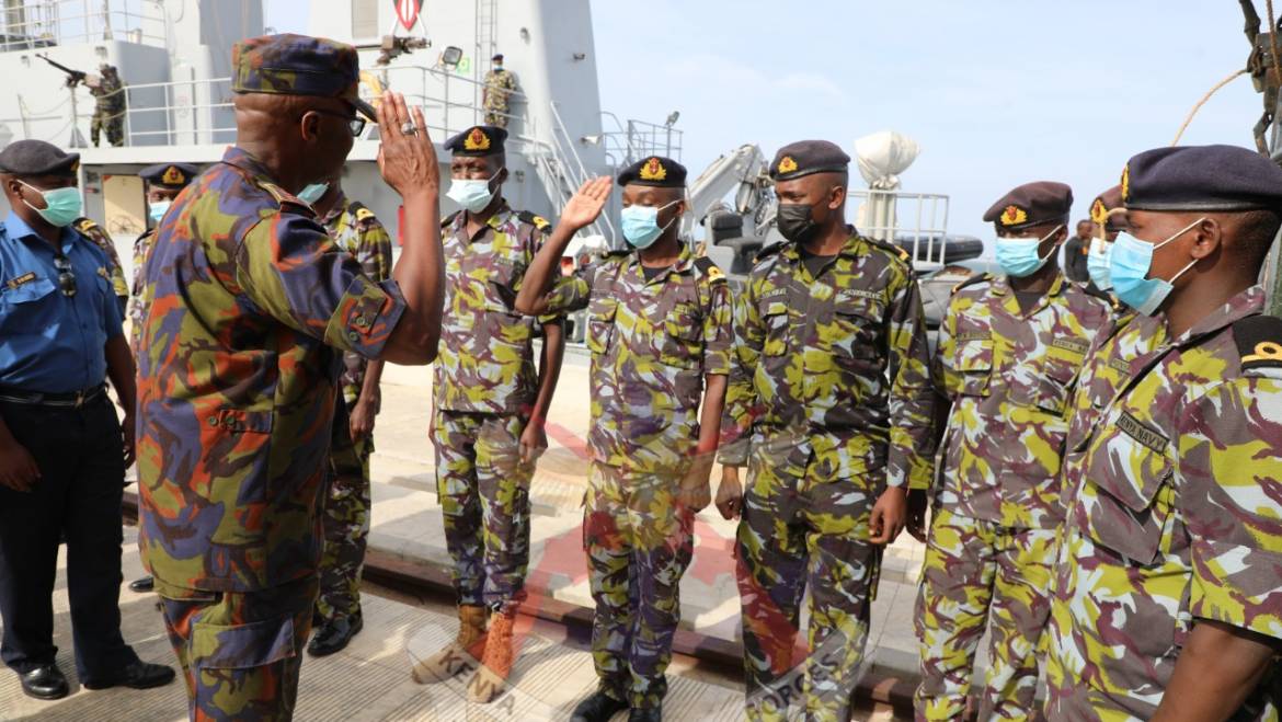 VICE CHIEF OF THE DEFENCE FORCES VISITS TROOPS IN BONI AND SOMALIA
