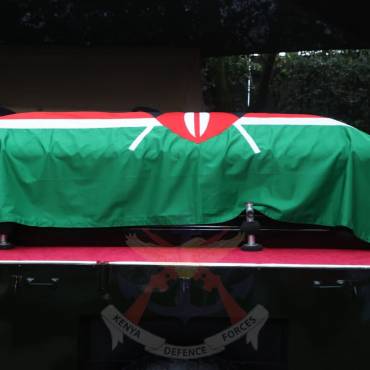 PRESIDENT KENYATTA LEADS THE COUNTRY IN VIEWING THE BODY OF THE LATE RETIRED PRESIDENT KIBAKI