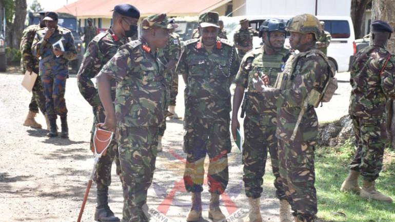 DEPUTY ARMY COMMANDER VISITS TROOPS IN KANGAITA