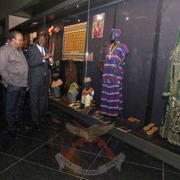 PRESIDENT KENYATTA HOSTS THE PRESS AT UHURU GARDENS NATIONAL MONUMENT AND MUSEUM