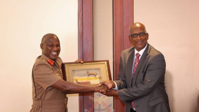 MINISTRY OF DEFENCE MILITARY AND CIVILIAN STAFF BID FAREWELL TO OUTGOING CHIEF ADMINISTRATIVE SECRETARY AND PRINCIPAL SECRETARY
