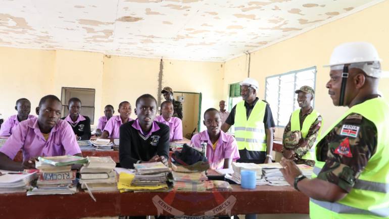 COMMANDER CONSTRUCTION ENGINEERS BRIGADE INSPECTS SCHOOL PROJECT IN THE NORTH RIFT