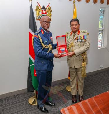 SRI LANKAN CHIEF OF DEFENCE STAFF VISITS DEFENCE HEADQUARTERS