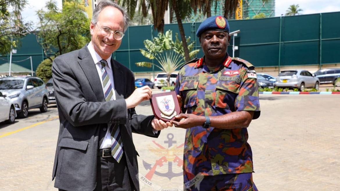 ROYAL COLLEGE OF DEFENCE STUDIES VISIT TO DHQ