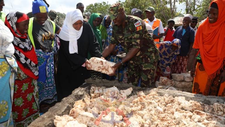 KDF LAYS FOUNDATION STONE FOR CLASSROOMS IN LAMU EAST