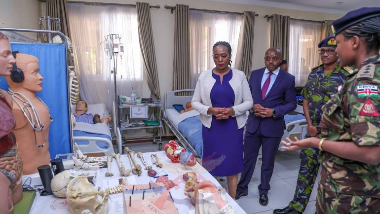 DEFENCE CS VISITS DEFENCE FORCES MEMORIAL HOSPITAL