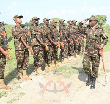 COMMANDER KENYA ARMY VISITS FORWARD OPERATING BASES