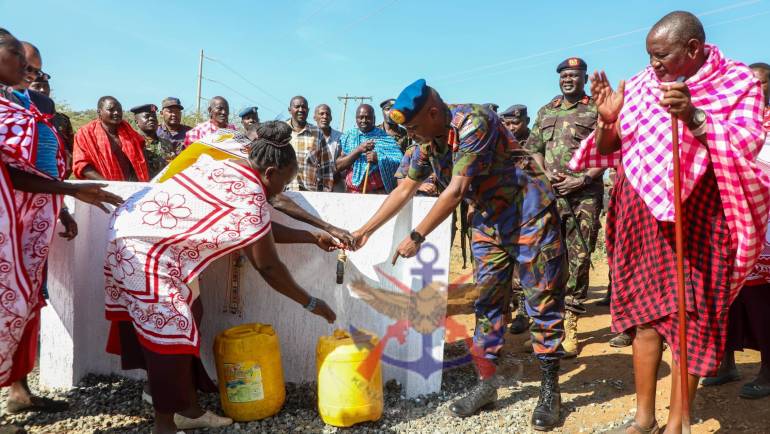 KDF GIVES ASSISTANCE TO OLDONYO ENGER RESIDENTS