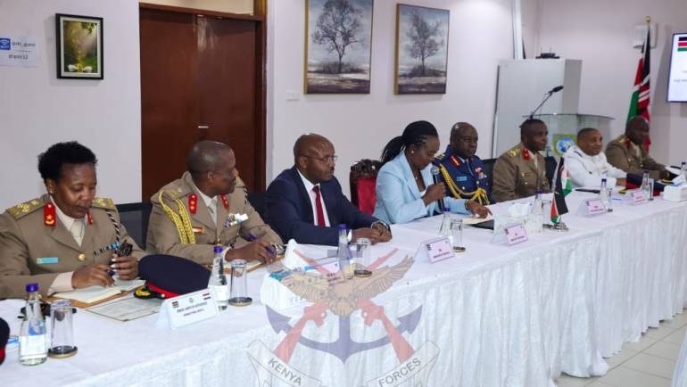 CS DEFENCE HOLDS BILATERAL TALKS