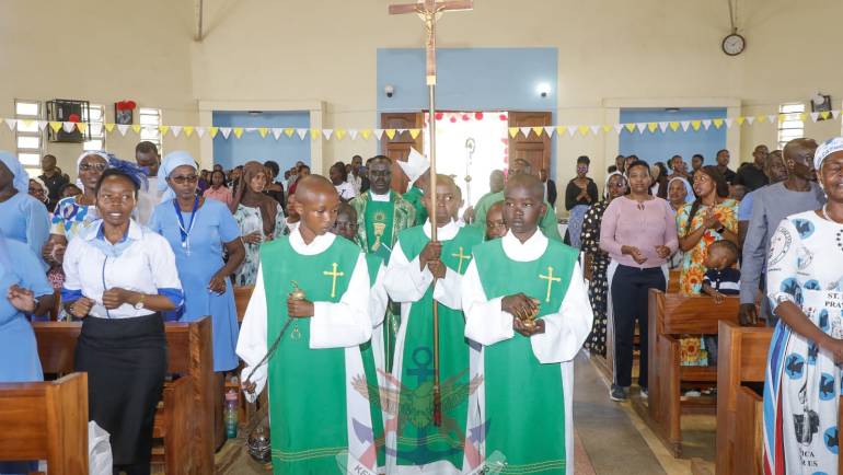 OUR LADY OF HOLY ROSARY CHURCH HOLDS YOUTH MASS